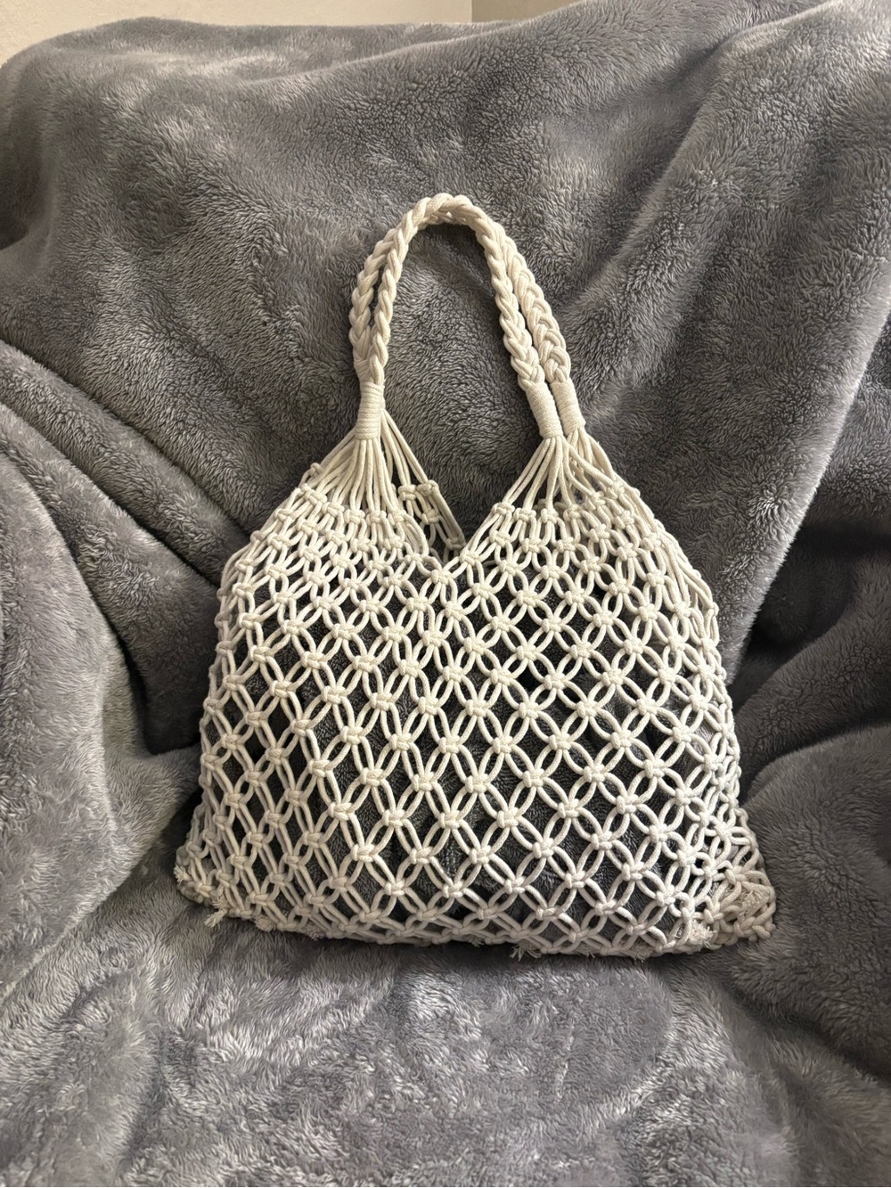Handwoven Macramé Tote Bag in Cream